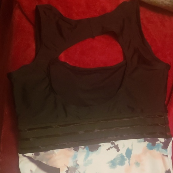 Swimsuit - Picture 4 of 4